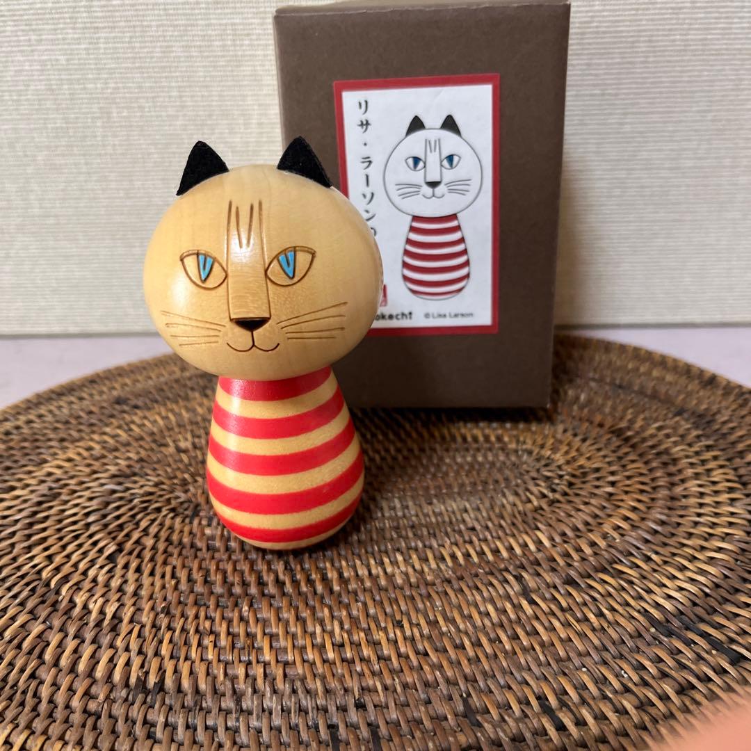 リサラーソンのコケシ 赤 箱つき - メルカリ