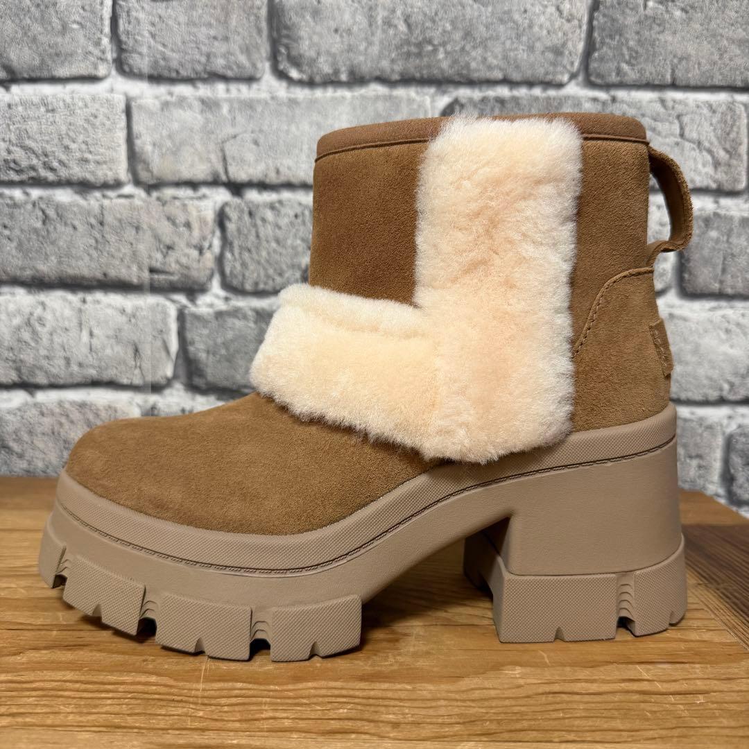 【美品】UGG W ROOKLYN SUNBURST 23.5cm