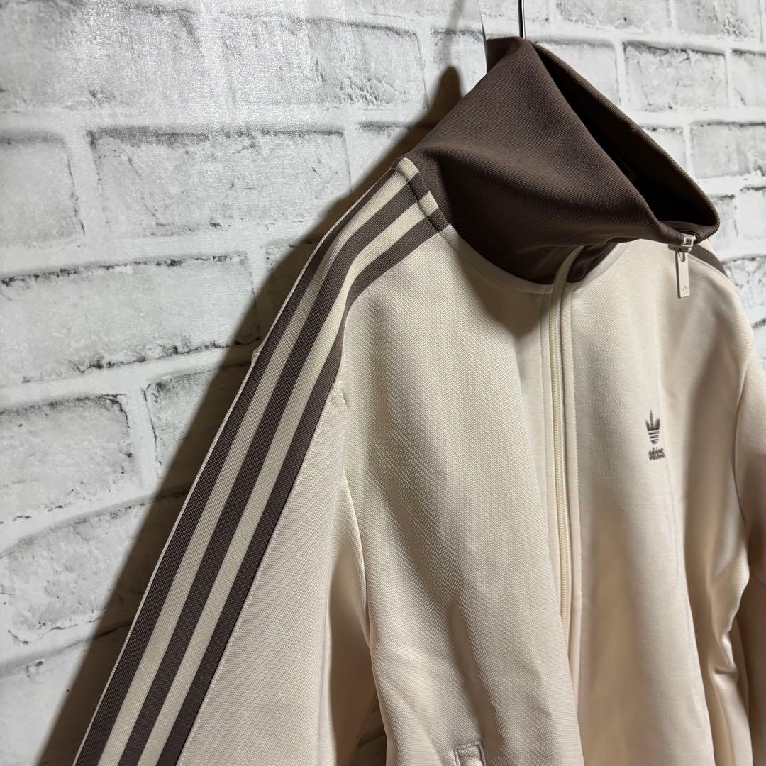 新品XS⭐️adidasトラックジャケット 刺繍 ベージュ×モカブラウン