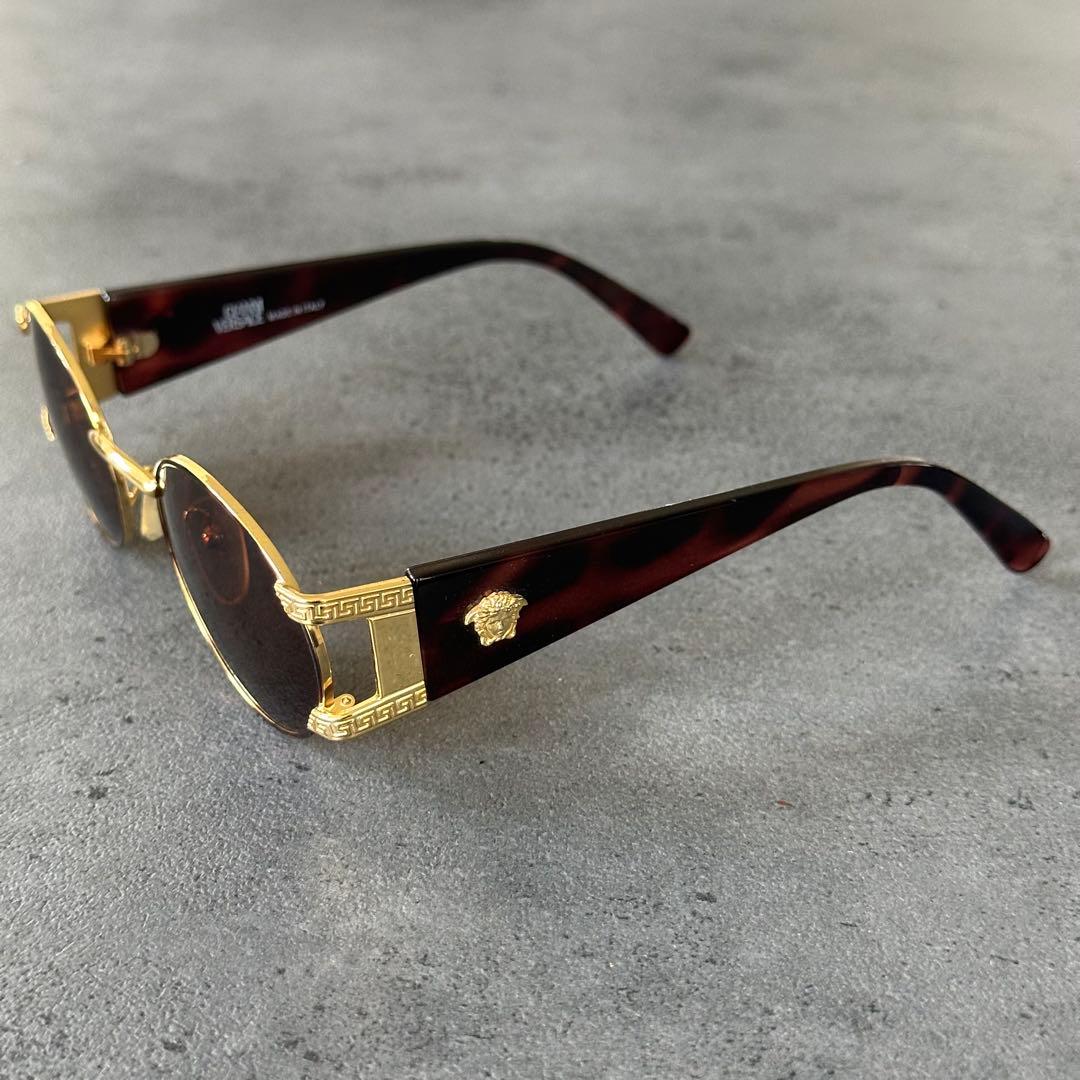 VERSACE メデューサ 鼈甲 金縁 フルリム オーバル サングラス② メドゥーサ デコ オーバル サングラス ブラック | VERSACE JP