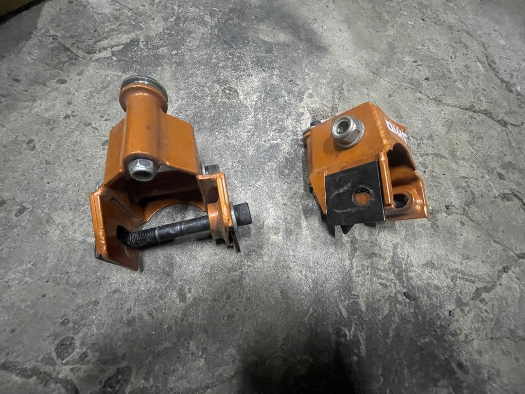 50プリウス リアキャンバーアダプター - メルカリ