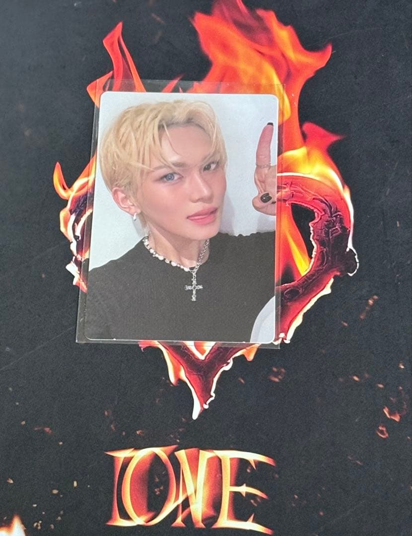 XLOV ヒョン LP トレカ - メルカリ