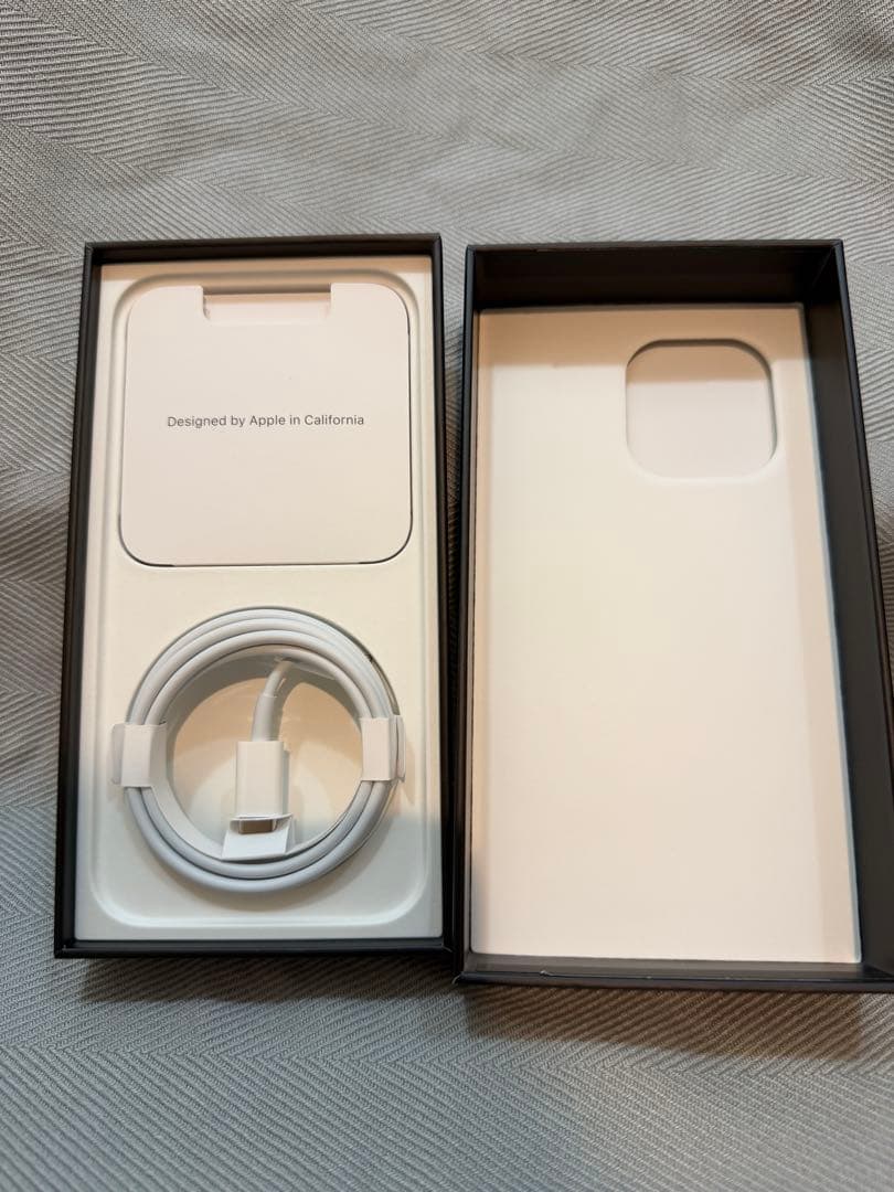 iPhone 13 Pro シルバー 128GB SIMフリー バッテリー87%