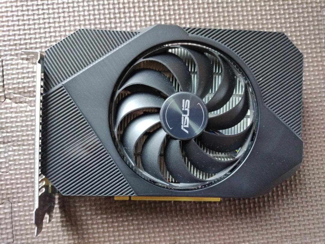 グラフィックボード・グラボ・ビデオカード ASUS Phoenix GTX 1650 OC 4GB GDDR6 PH-GTX1650-O4G｜Graphics Cards｜ASUS United Kingdom