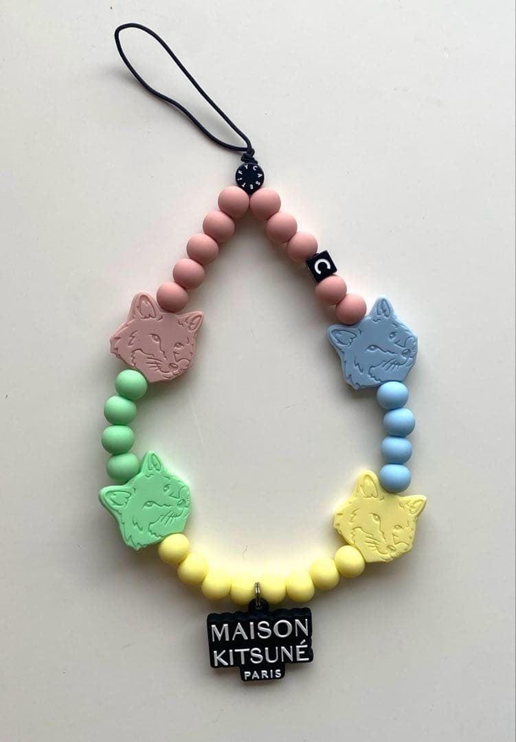 メゾンキツネ×CASETiFY｜ストラップ スマホ チャーム - メルカリ