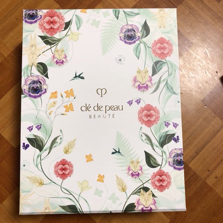 クレ・ド・ポー ボーテ ラ・クレーム 楽天市場】資生堂 クレ・ド・ポー ボーテ CPB ラ・クレーム 30g 本体