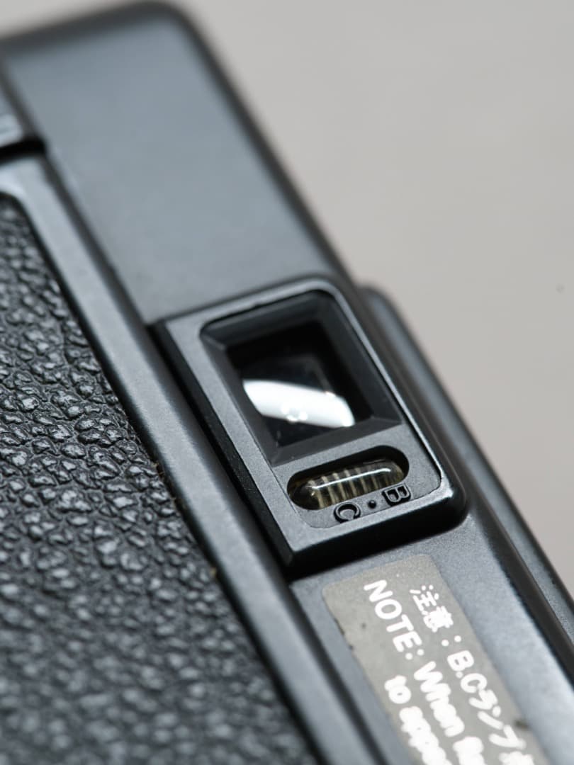 完動品】 Konica C35 AF2 フィルムカメラ モルト交換済み - メルカリ