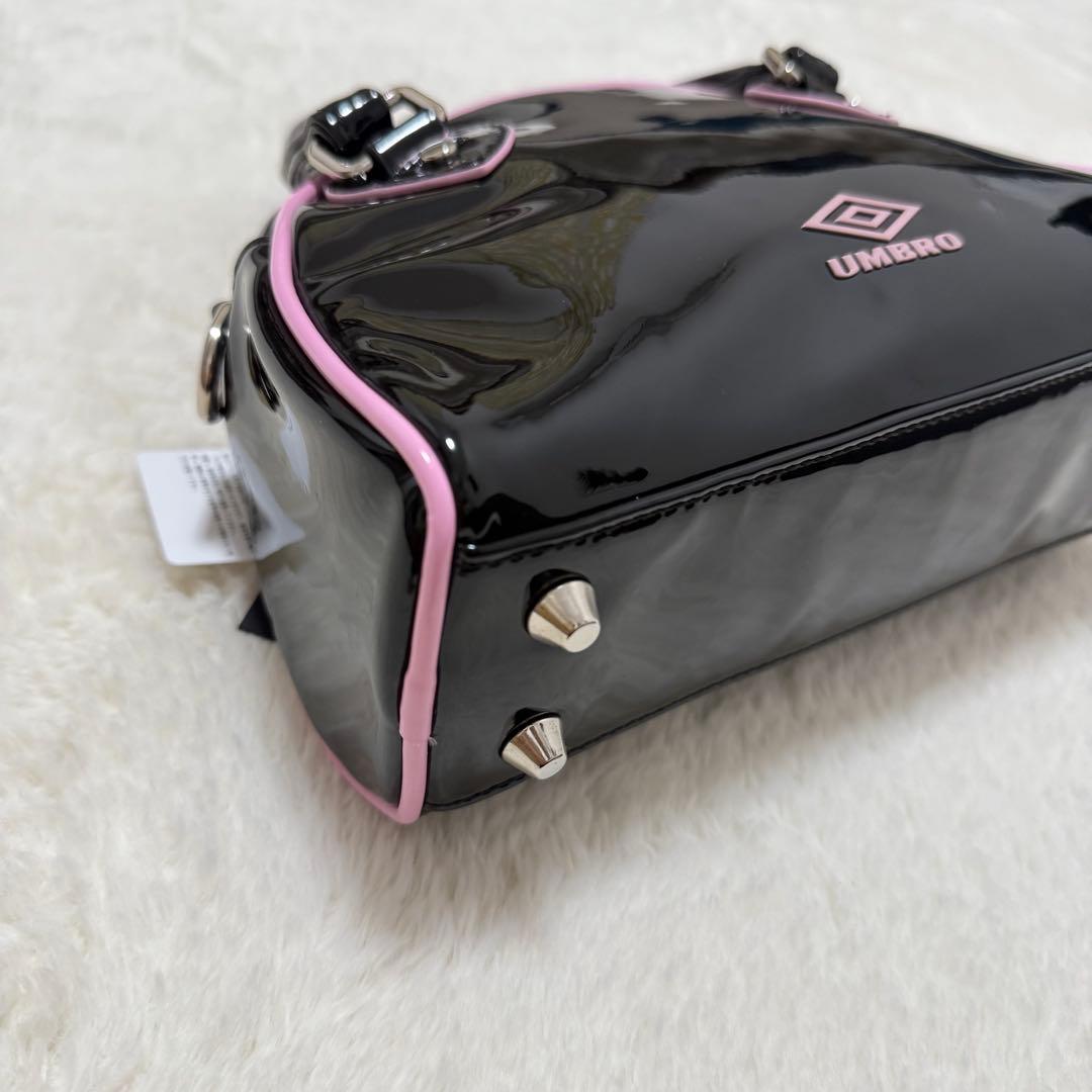 パメオポーズ アンブロ コラボ エナメル 2Wayミニボストンバッグ 新品