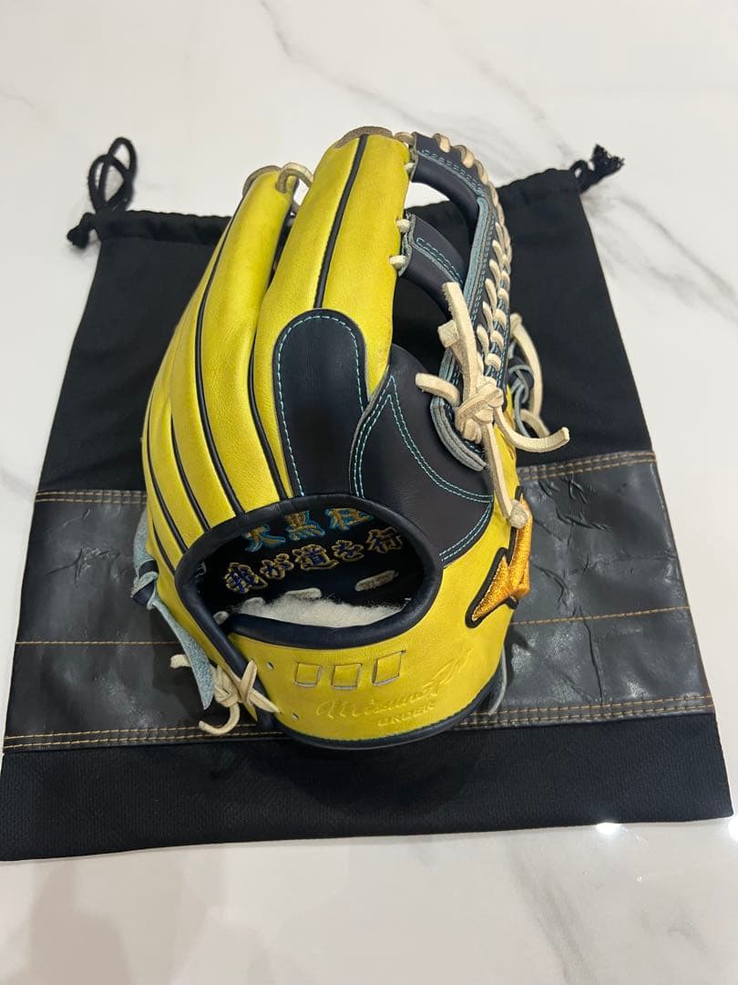 ミズノプロ軟式オーダーグローブ MIZUNO（ミズノ） ミズノプロ/オーダーグラブ/軟式グローブ/伊藤大海