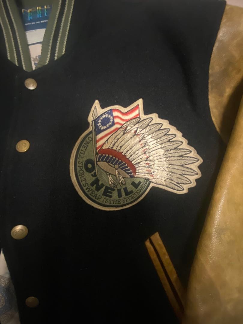 O´NEILL オニール スタジャン バック刺繍 袖牛革 ブラウン