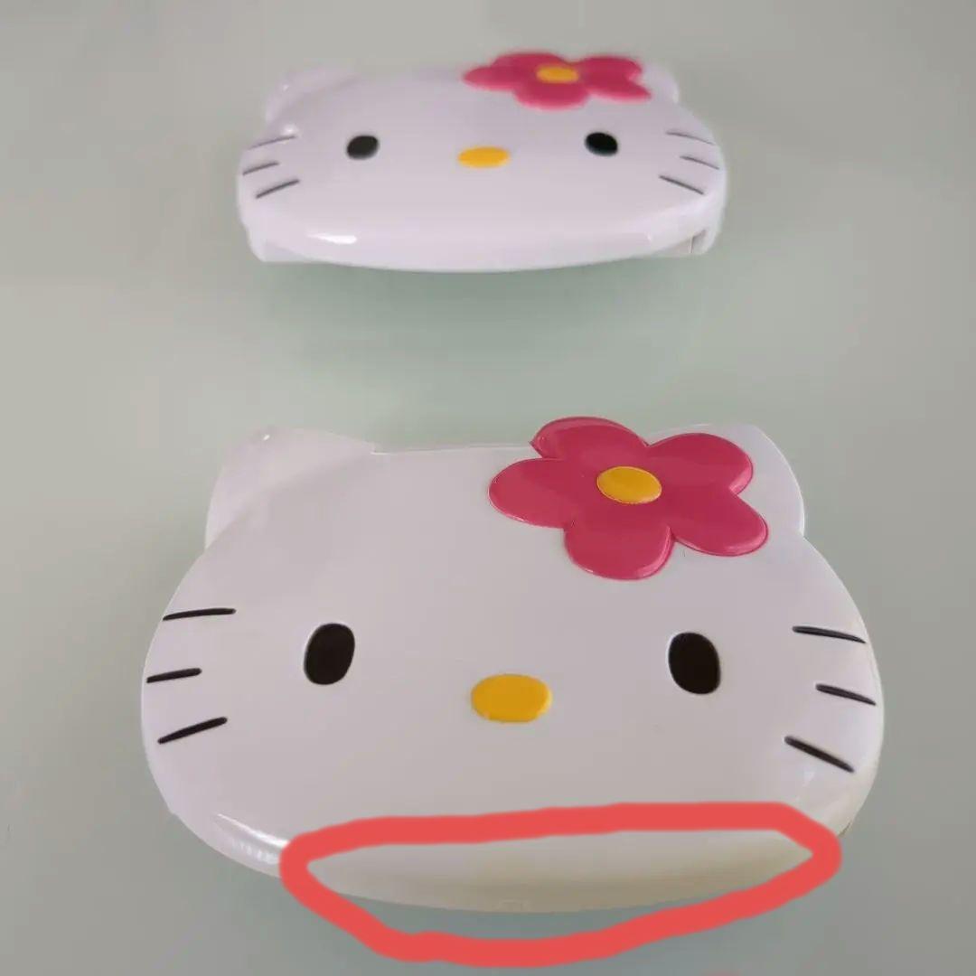 ハローキティのシートベルトストッパー - メルカリ