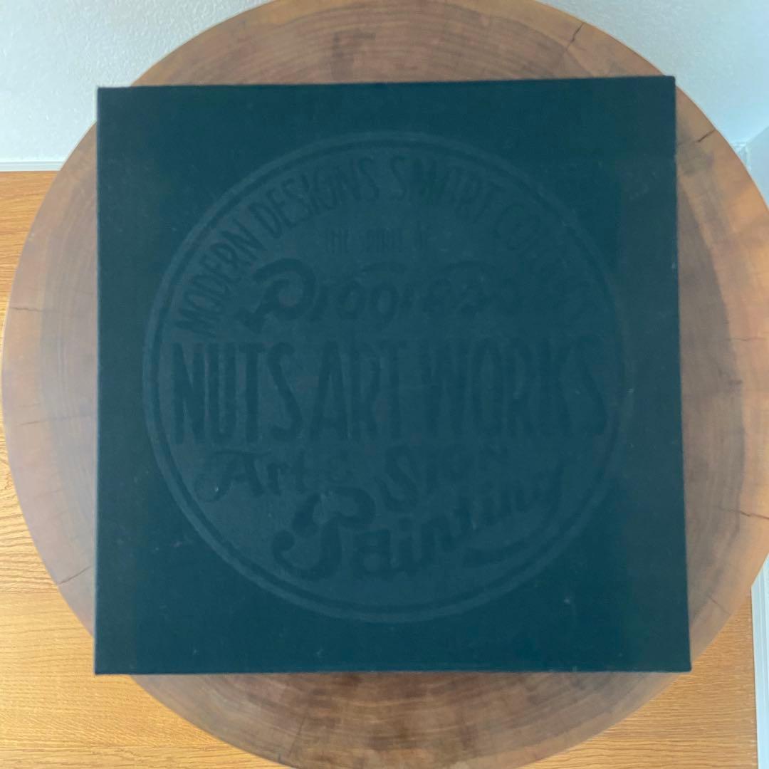 直筆サイン入り nuts art works ARCHIVES BOOK 画集 - メルカリ