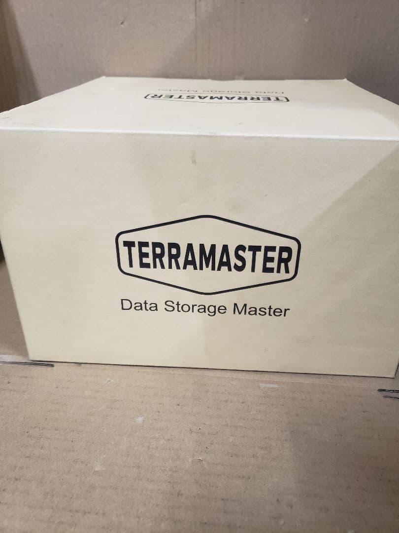 TerraMaster F2-221 2ベイ NAS 2.0GHz