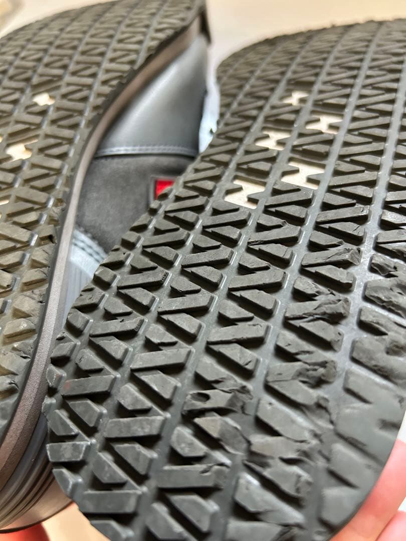 ら*ー様 New Balance 安全靴 限定色 グレー/レッド 26.5cm