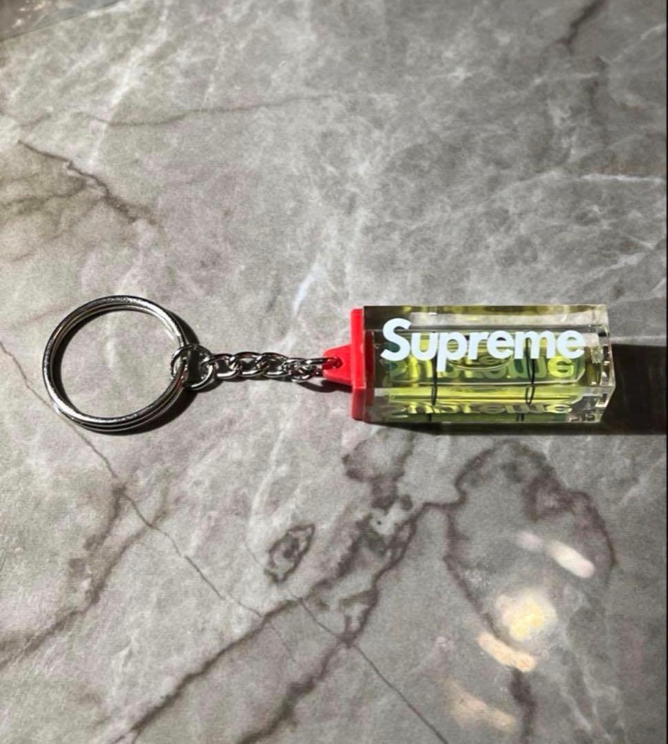 Supreme Level Keychain 水平器 18AW キーホルダー - メルカリ