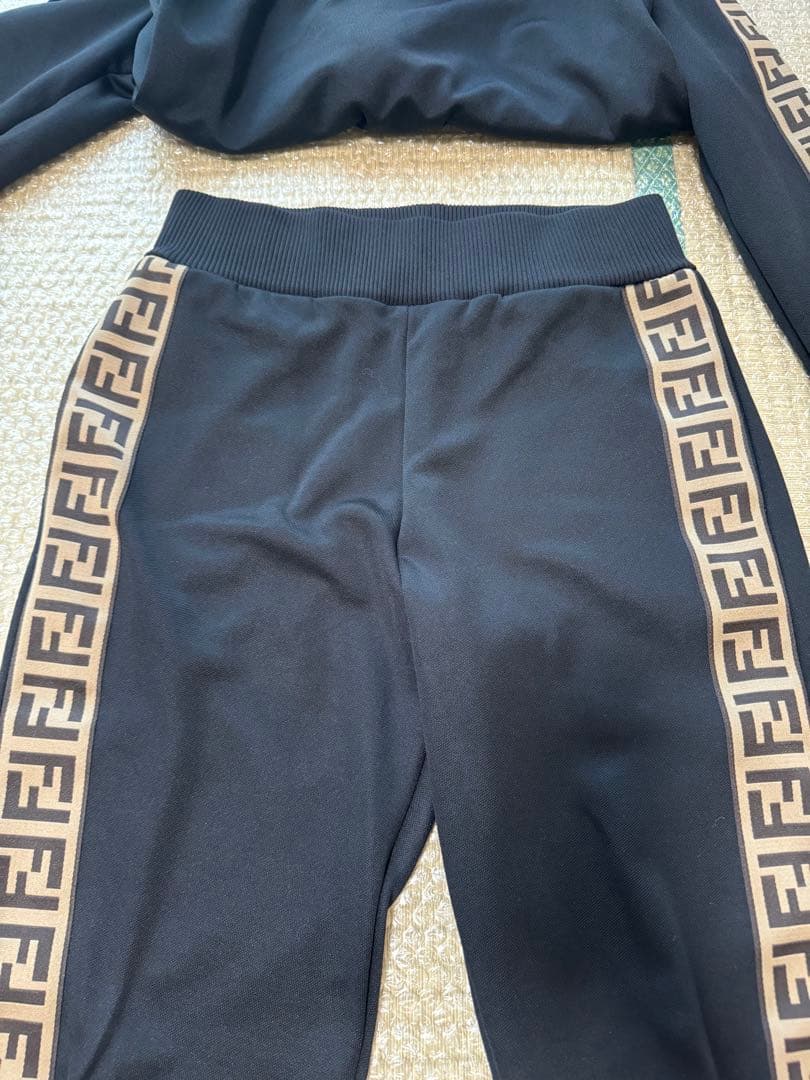 FENDI フェンディ ジャージ セットアップ 40 美品 - メルカリ