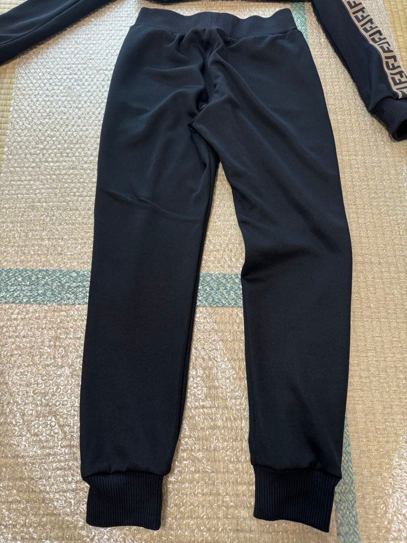 FENDI フェンディ ジャージ セットアップ 40 美品 - メルカリ