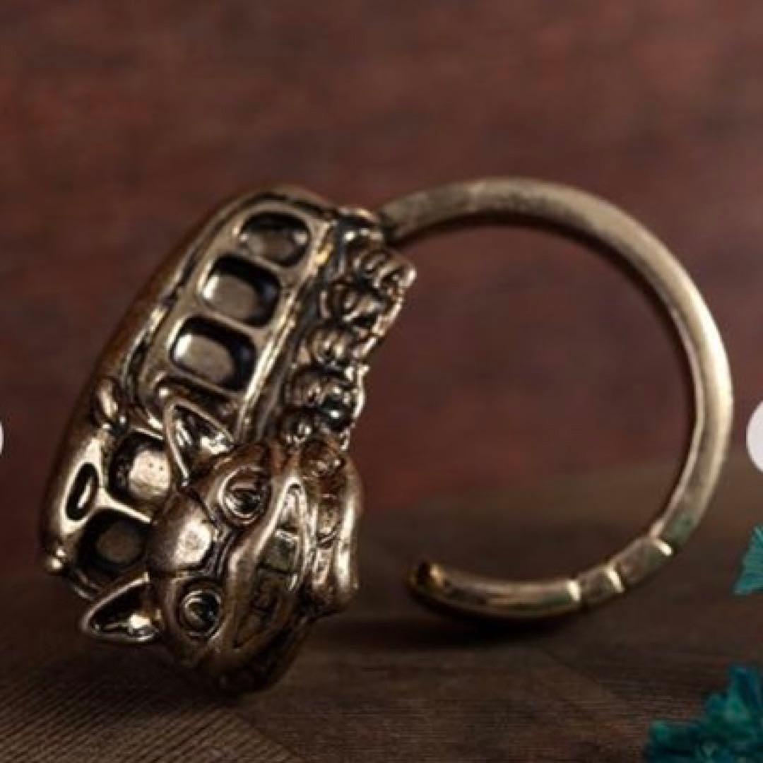 となりのトトロ 12月限定特価ネコバスリング - メルカリ