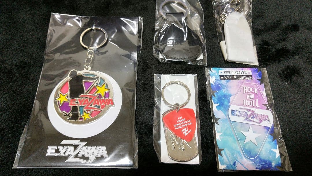 矢沢永吉 E.YAZAWA キーホルダーセット 未開封品 矢沢永吉2025 コンサートチケットとキーホルダーセット - メルカリ