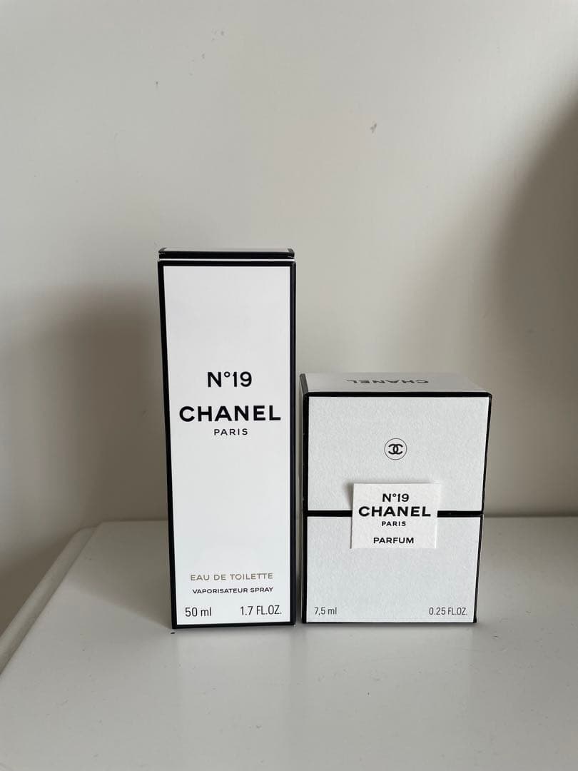 CHANEL N°19 香水セット 50ml + 7.5ml