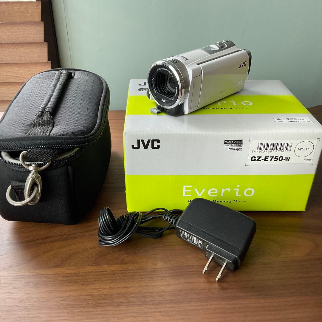 JVC GZ-E750-W ビデオカメラ 本体 Amazon | Victor ビクター JVC 光学40倍ズーム搭載ビデオカメラ