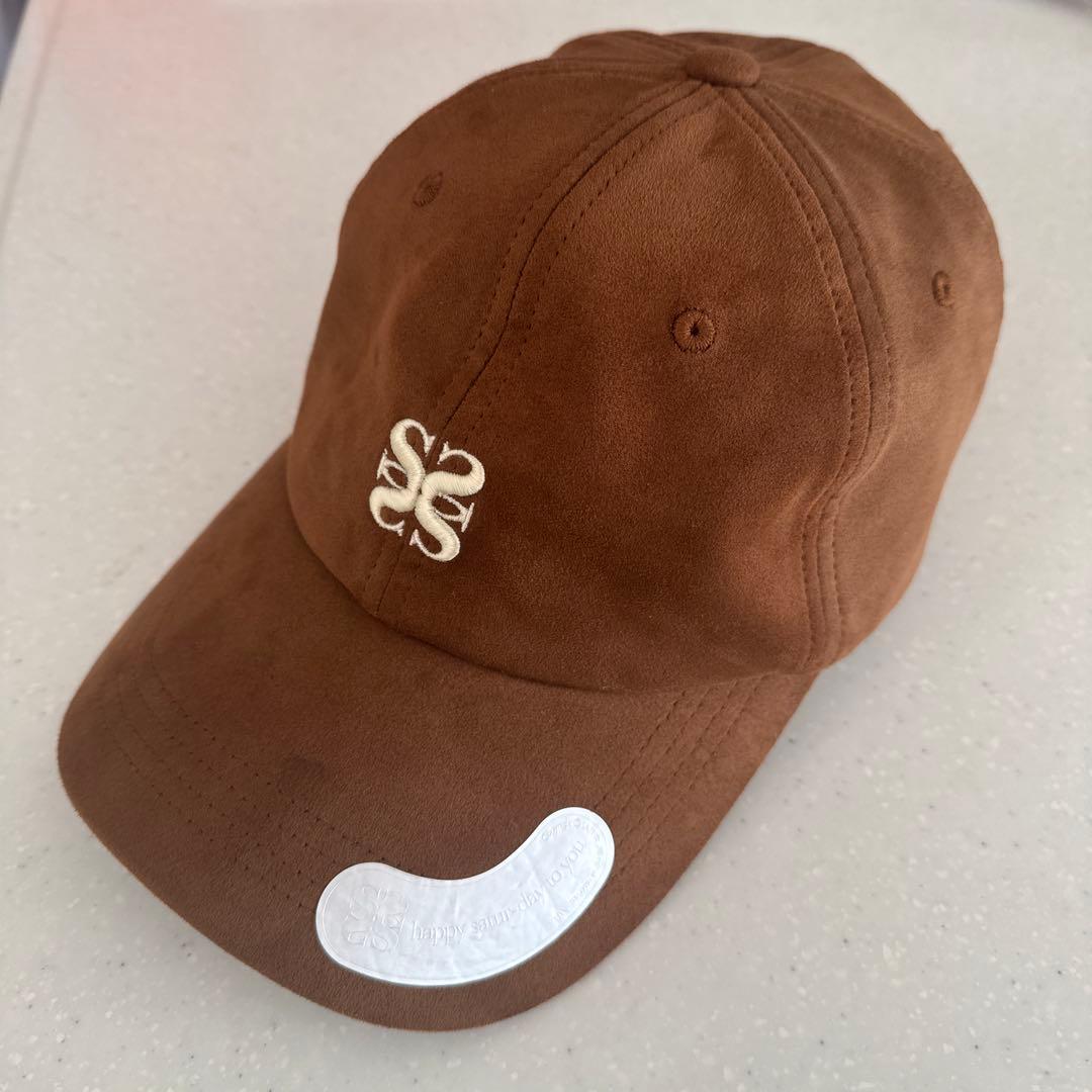 SATUR セター韓国ブラウン スエード風 キャップ L - メルカリ