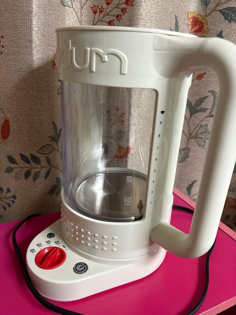 BODUM 電気ケトル 1.1L ダブルウォール ホワイト　美品