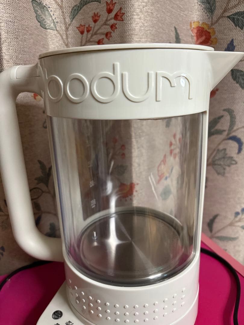BODUM 電気ケトル 1.1L ダブルウォール ホワイト　美品