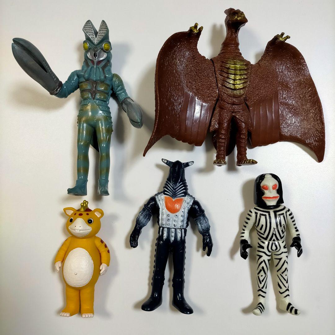 ウルトラマンシリーズ 怪獣フィギュア 5体セット - メルカリ