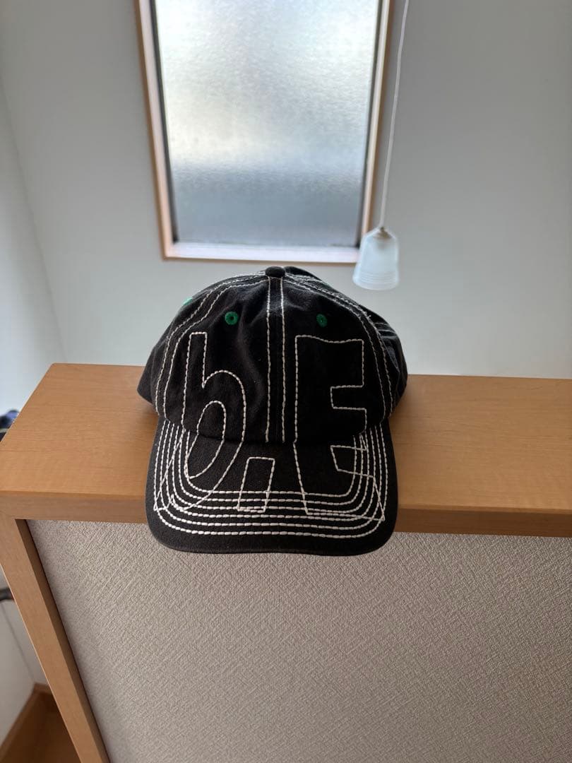 b.e b.eautiful ロゴキャップ b.Eautiful 2002 6 Panel Hat (Camo/White) – August