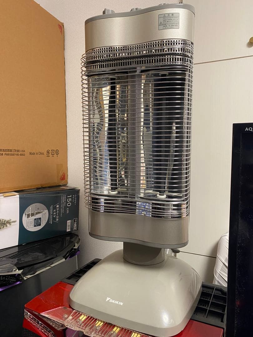 直接引取りで更にお値引き！】ダイキン 遠赤外線 セラムヒート ERFT11NS