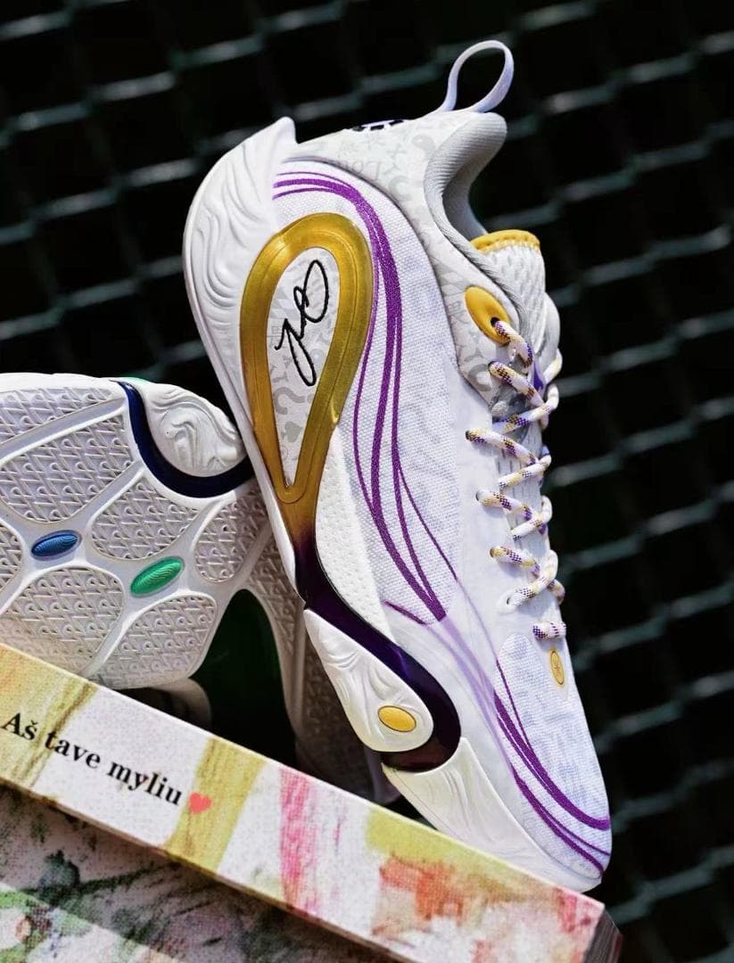 リーニン WOW The Dlo1 キャリア US 7 24.5 cmフォロー割 - メルカリ