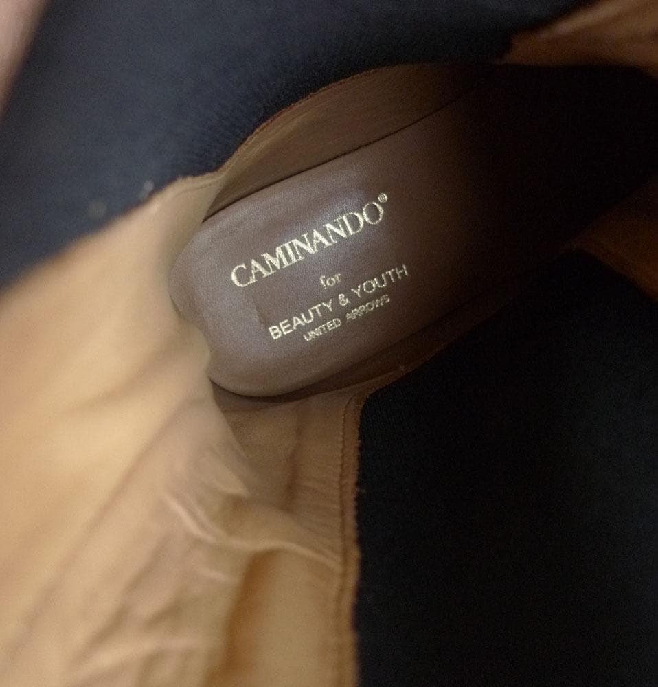 美品 カミナンド 2,4万円 アローズ サイドゴアブーツ 24.5cm 25cm