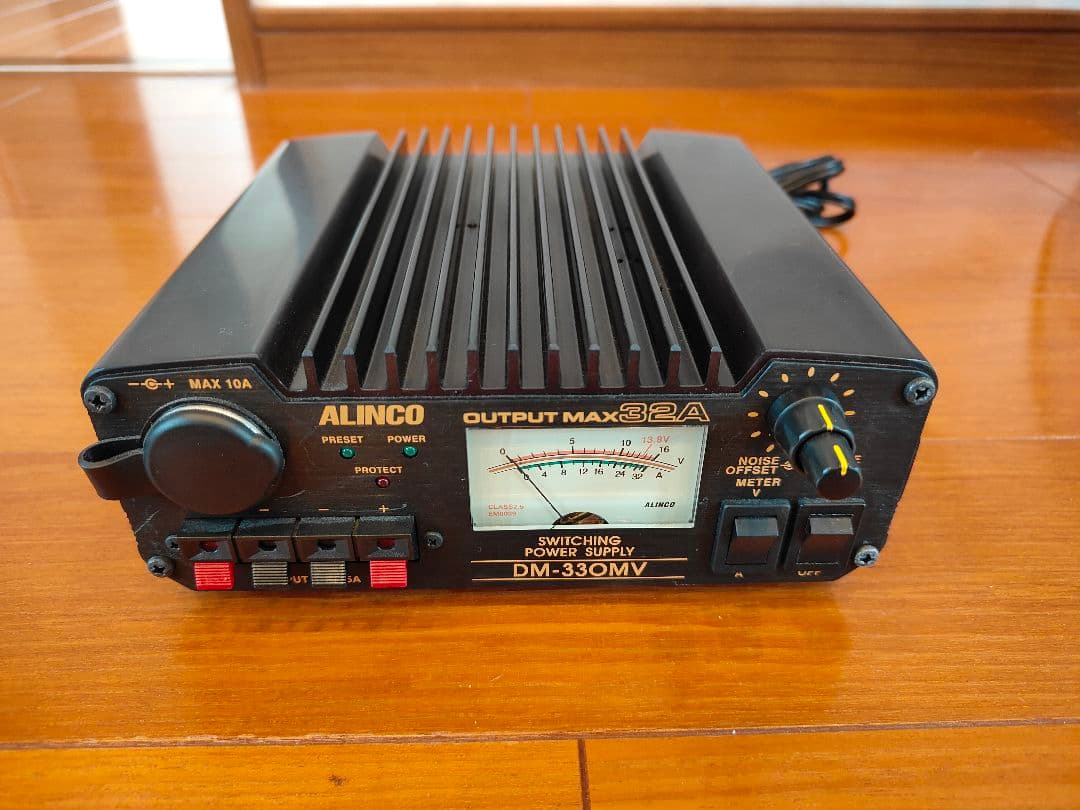 ALINCO DM-330MV スイッチング電源 dm330mvrearHP.jpg