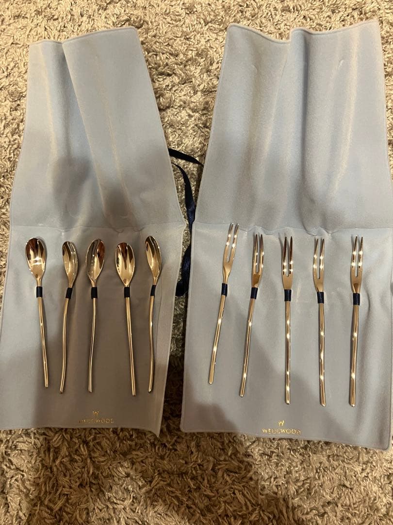 【新品未使用品】ウェッジウッド　ジェネリック　タイニースプーン　タイニーフォーク Wedgwood (ウェッジウッド) タイニースプーン＆フォーク ジェネリック