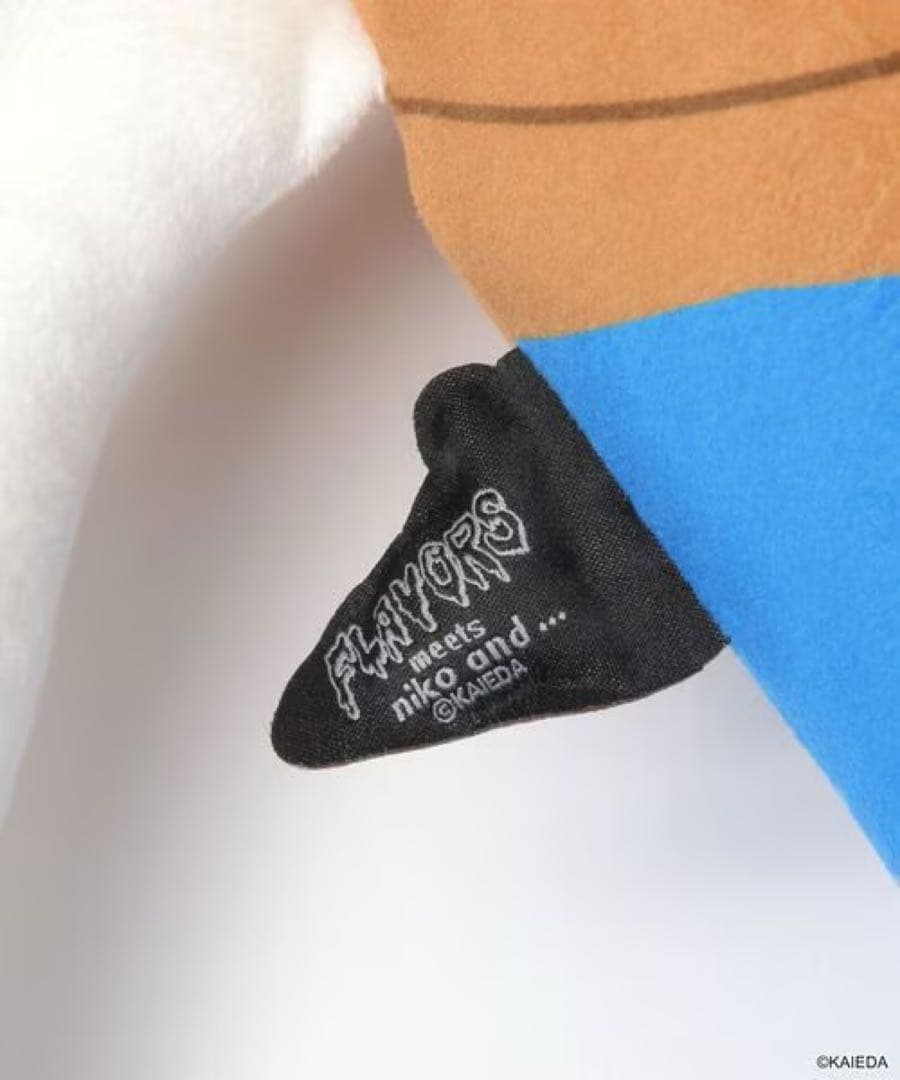 FLAVORS】ニコアンド コラボ クッション ソフトクリーム - メルカリ