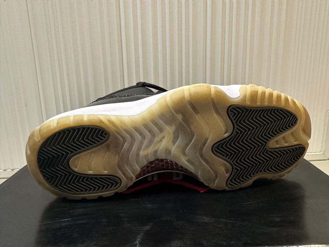 シューズ(男性用) Nike Air Jordan 11 Low \"72-10\" 28.5cm