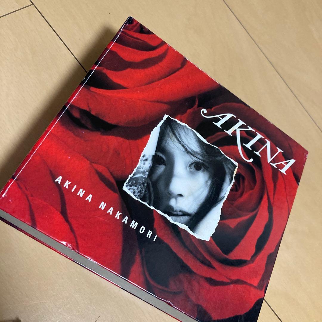 即購入ok!!】中森明菜『AKINA』4枚組ベスト 初回限定豪華BOX仕様