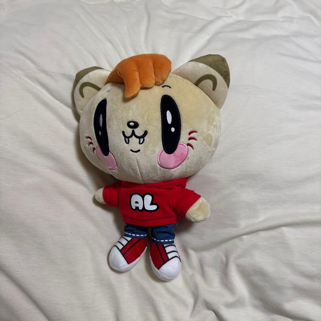 白濱亜嵐 ジェ猫 BIGぬいぐるみ - メルカリ
