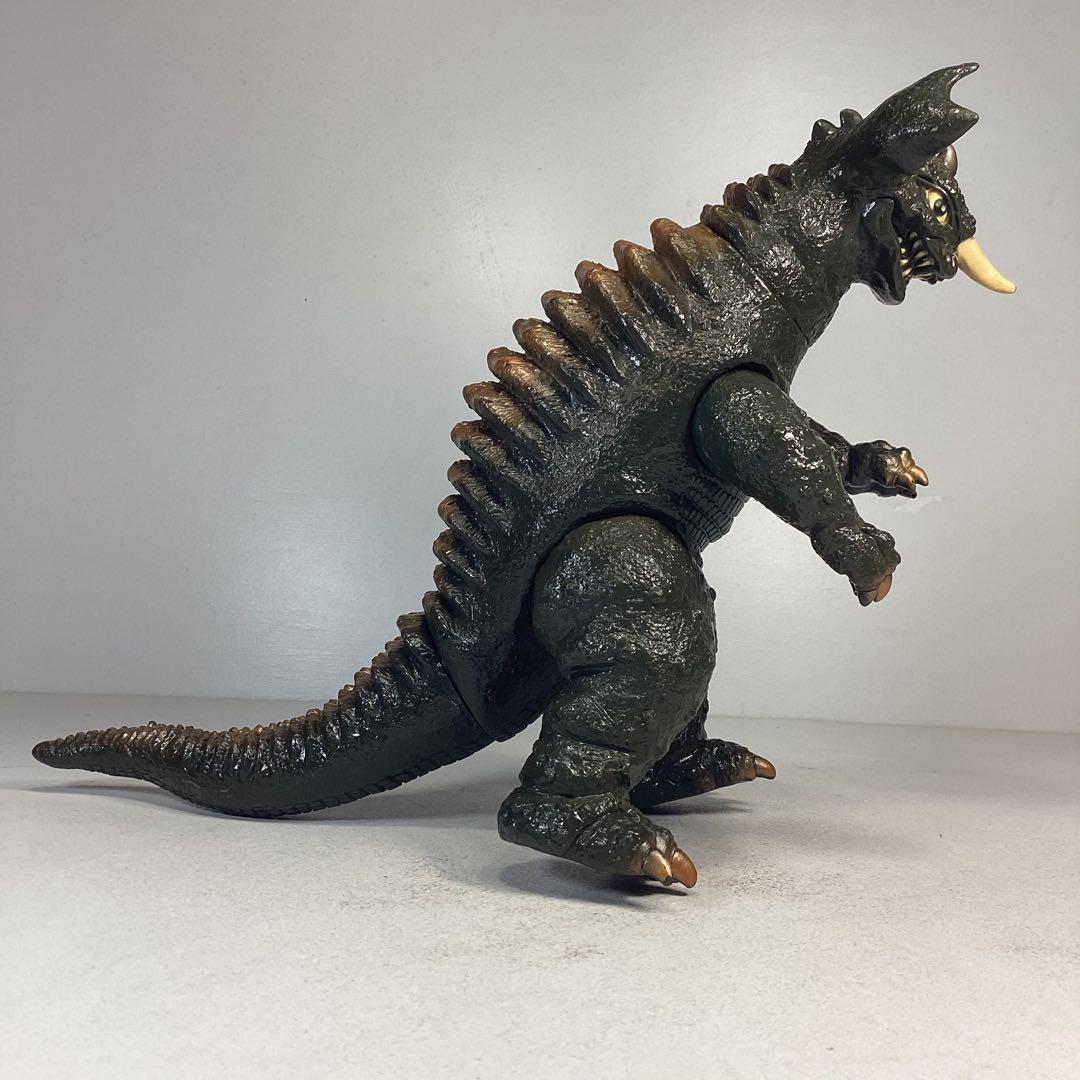 1992 JAPAN ゴジラシリーズ バラゴン初代 - メルカリ