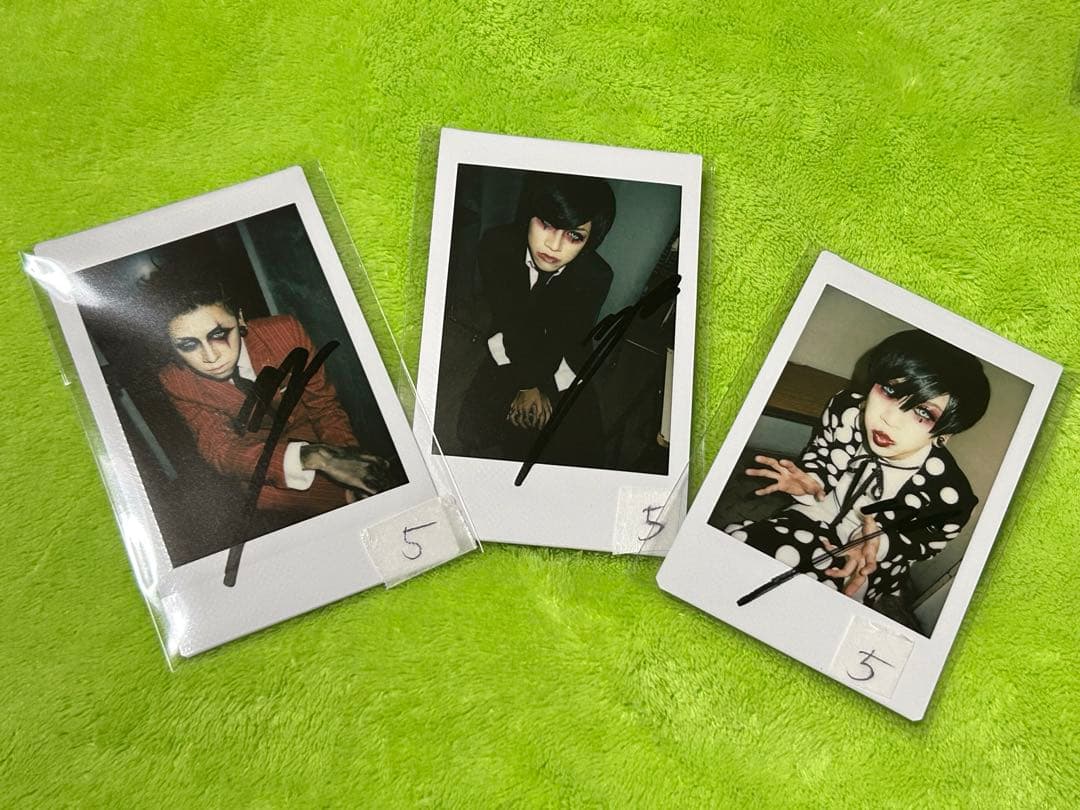 DADAROMA チェキ よしあつ ⑤ - メルカリ