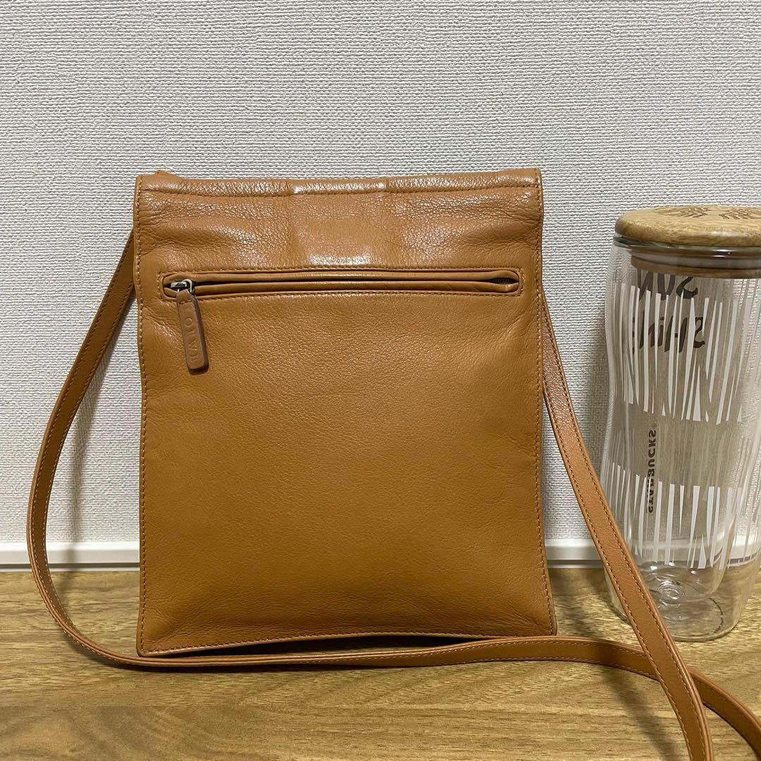 《美品》LOEWE（ロエベ）レザー ショルダーバッグ ライトブラウン