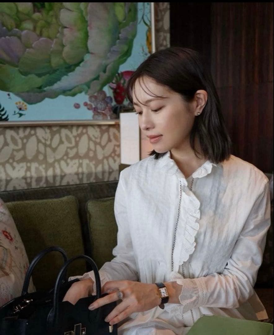 【タグ付き新品】laubeblanc Geometric Lace Blouse Geometric Lace Blouse – L'AUBE BLANC