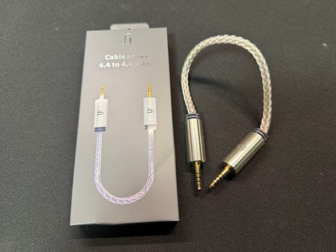 ifi Audio 4.4mm to 4.4mmとUSBケーブル