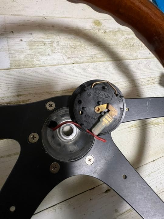 ナルディエリート、ウッド、36.5φ