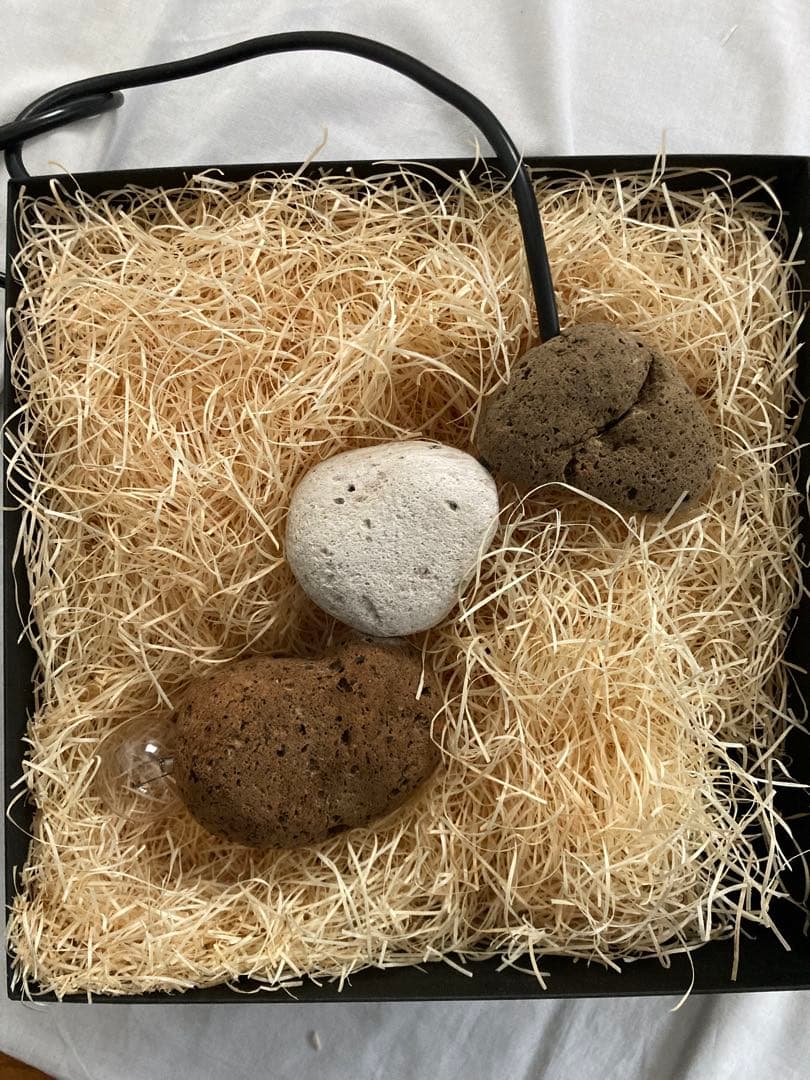 ライトイヤーズ モアライト 溶岩石トリプル ケース付き 未使用品