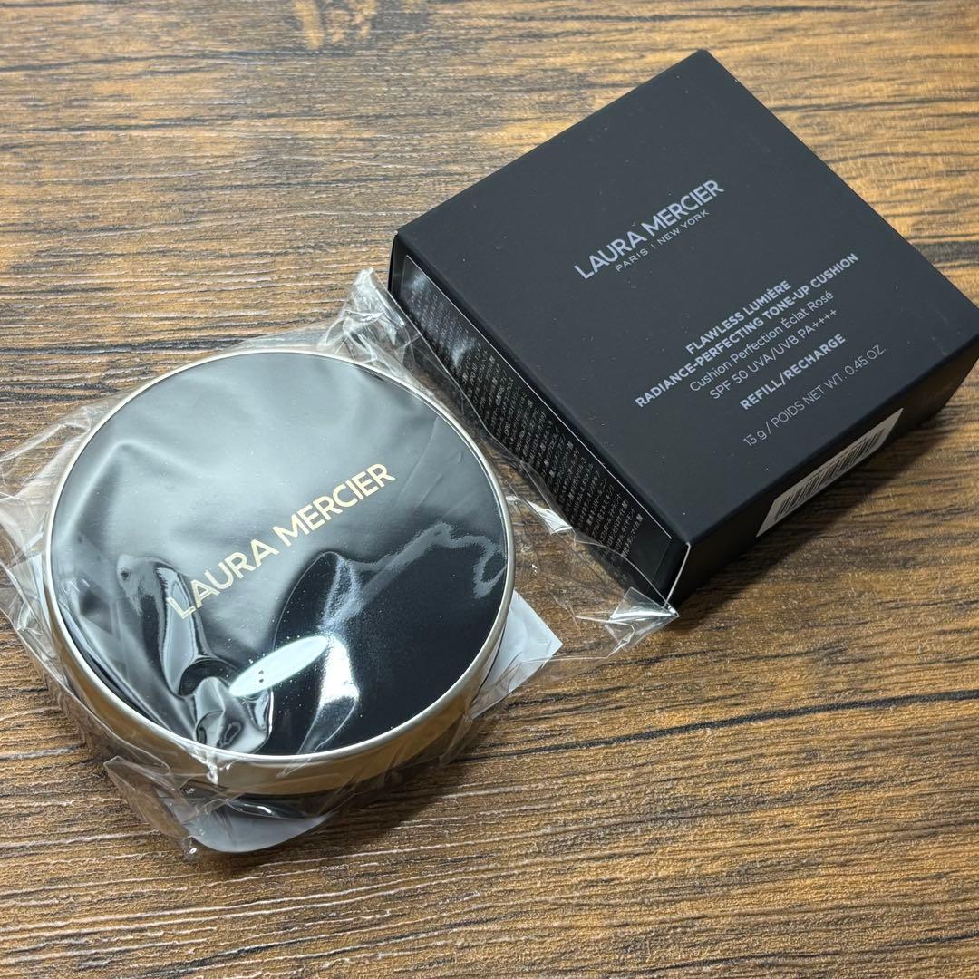 ローラ メルシエ フローレス ルミエール ラディアンス パーフェクティング ローラメルシエ フローレス ルミエール ラディアンス パーフェク