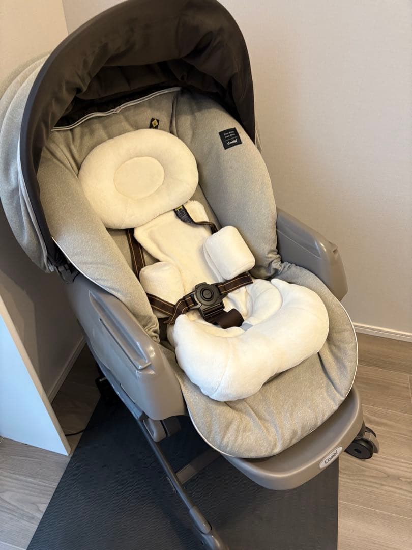 【美品】Combi ネムリラ AT BEDi EG 電動チェア コンビ ホワイトレーベル ネムリラ AUTO SWING BEDi おやすみドーム EG