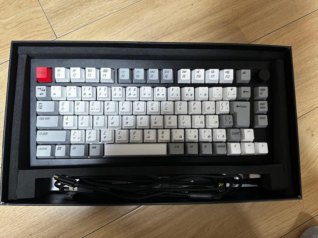 値引き】Keychron Q1 75% 日本語(JIS) 赤軸