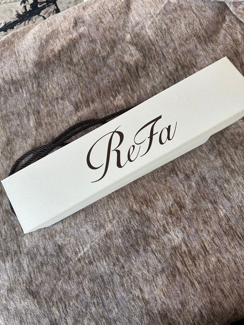 ReFa ストレートヘアアイロン 美品 髪のうねり悩みに リファパワーストレートアイロン プロ | ヘア